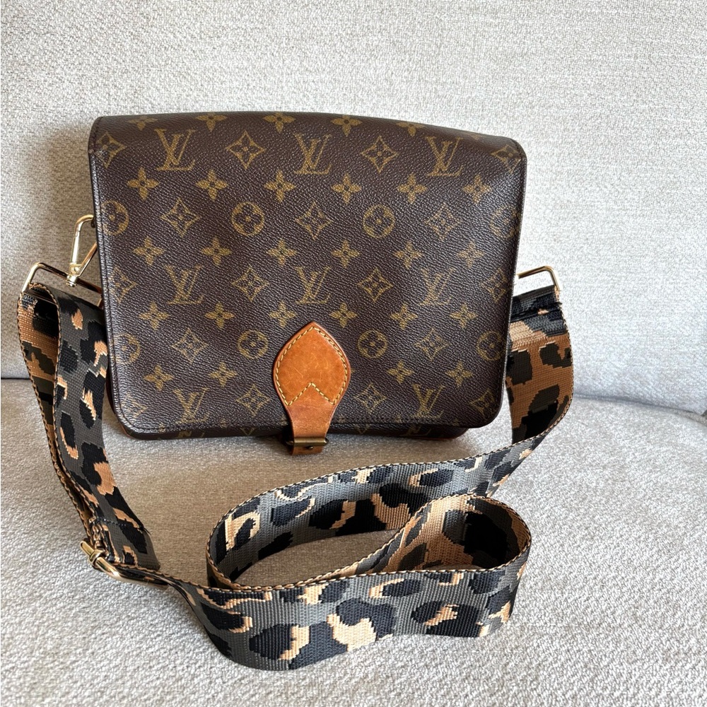 Authentic Louis Vuitton Cartouchiere GM shoulder bag